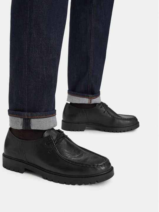 Zdjęcie produktu Półbuty Guess Jeans EO-FOX-03 MI08 Czarny