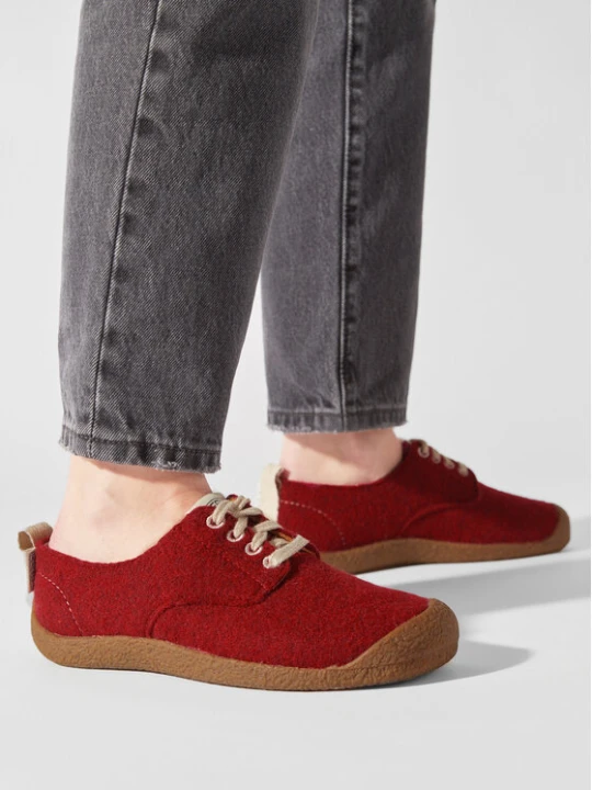 Zdjęcie produktu Półbuty Keen Mosey Derby 1026809 Czerwony
