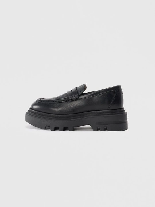 Zdjęcie produktu Półbuty wsuwane AllSaints czarny