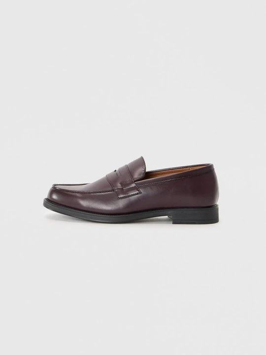 Zdjęcie produktu Półbuty wsuwane Pier One By Zalando bordowy