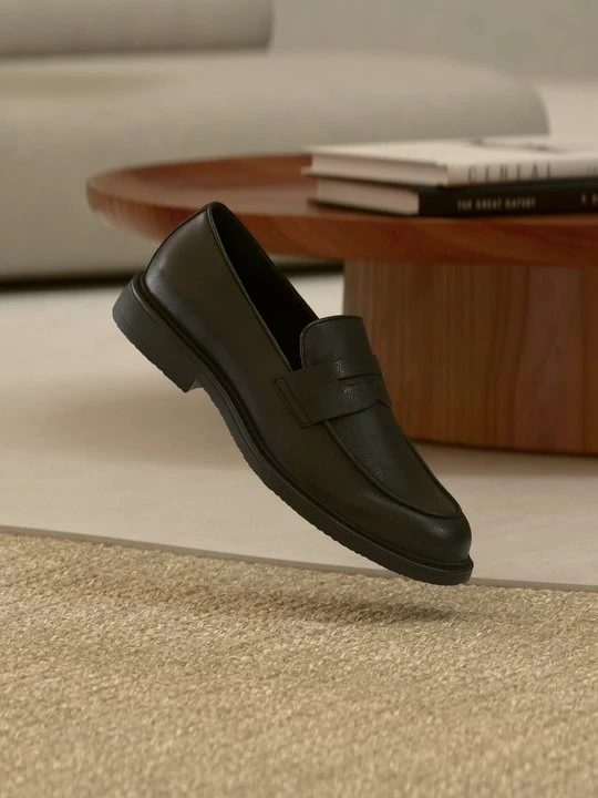 Zdjęcie produktu Półbuty wsuwane Pier One By Zalando czarny