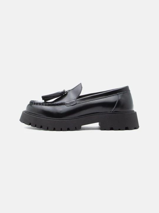 Zdjęcie produktu Półbuty wsuwane Zign By Zalando czarny