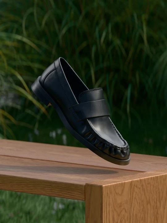 Zdjęcie produktu Półbuty wsuwane Zign By Zalando czarny