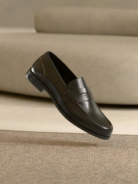 Zdjęcie produktu Półbuty wsuwane Zign By Zalando czarny