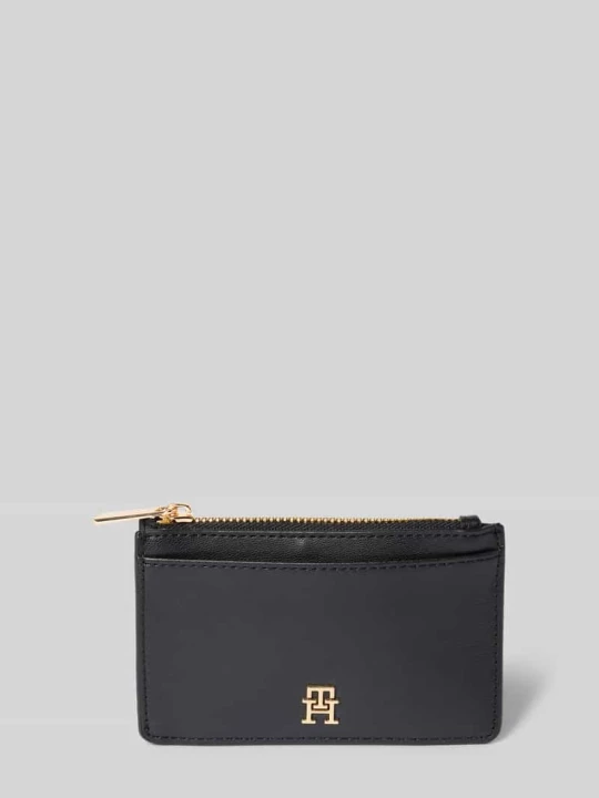 Zdjęcie produktu Portfel z karabińczykiem do zawieszenia model ‘ICON LONG CC HOLDER’ Tommy Hilfiger Czarny