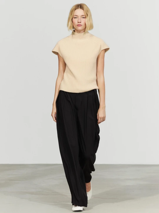 Zdjęcie produktu Prążkowana Kamizelka Ze 100% Kaszmiru - Waniliowy - Massimo Dutti - Female