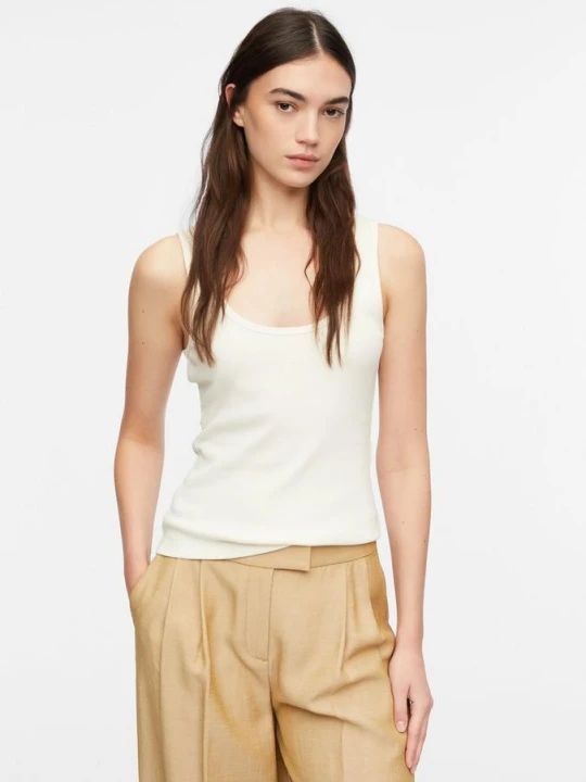 Zdjęcie produktu Prążkowany tank top comma beżowy
