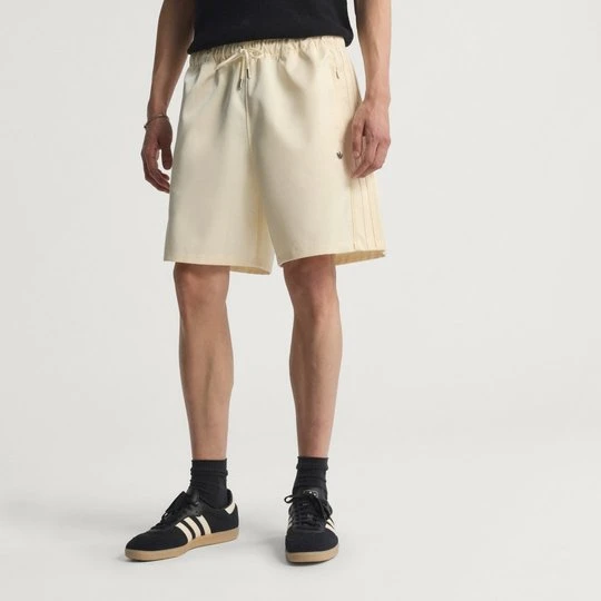 Zdjęcie produktu Premium Shorts Adidas Cream White