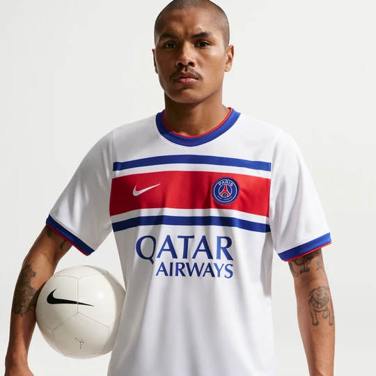Zdjęcie produktu Przedmeczowa koszulka piłkarska męska Nike Dri-FIT Paris Saint-Germain (wersja domowa) - Biel