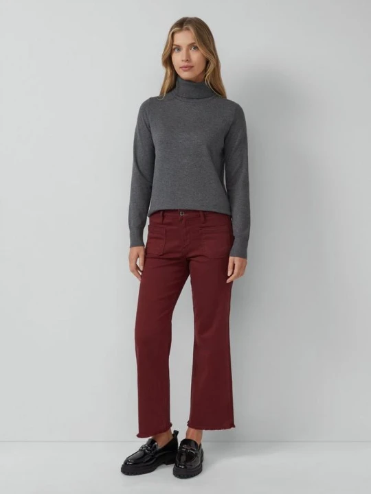 Zdjęcie produktu Przycięte dżinsy / slim fit / średni stan / rozszerzana nogawka / otwarty dół s.Oliver
