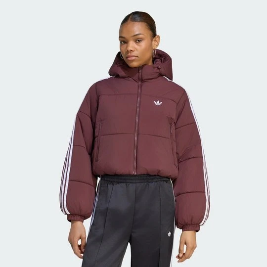 Zdjęcie produktu PUCHOWA KURTKA Z KAPTUREM ADICOLOR CROPPED Adidas Aurora Ruby
