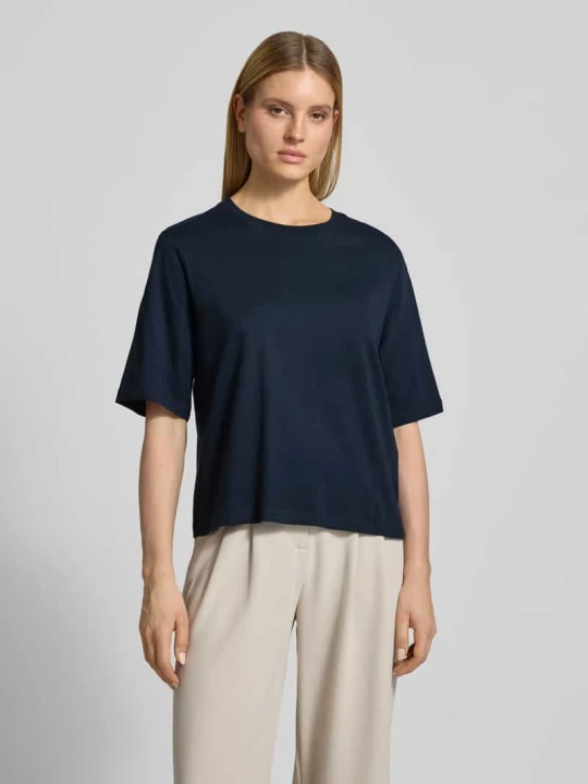 Zdjęcie produktu Pudełkowy krój t-shirt z bawełny ekologicznej model 'Derby' Soyaconcept Granatowy