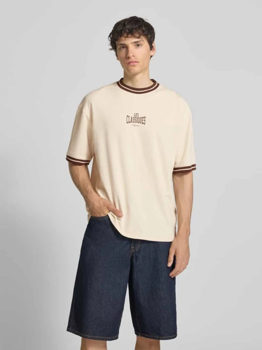 Zdjęcie produktu pudełkowy krój t-shirt z czystej bawełny model 'LES' Only & Sons Złamany biały
