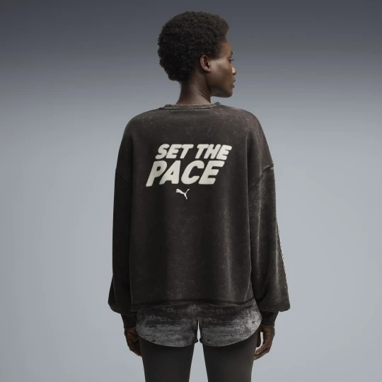 Zdjęcie produktu PUMA Damska bluza Run Culture Collective o kroju oversize z grafiką, Odzież, Czarny