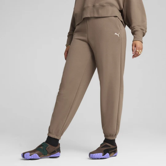 Zdjęcie produktu PUMA Damskie spodnie dresowe WARDROBE ESS o luźnym kroju, Akcesoria, Brązowy