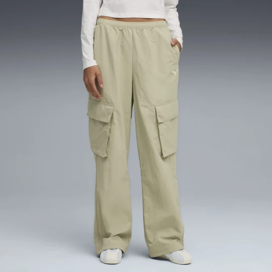 Zdjęcie produktu PUMA Damskie tkane spodnie cargo WARDROBE ESS o luźnym kroju, Odzież, Zielony
