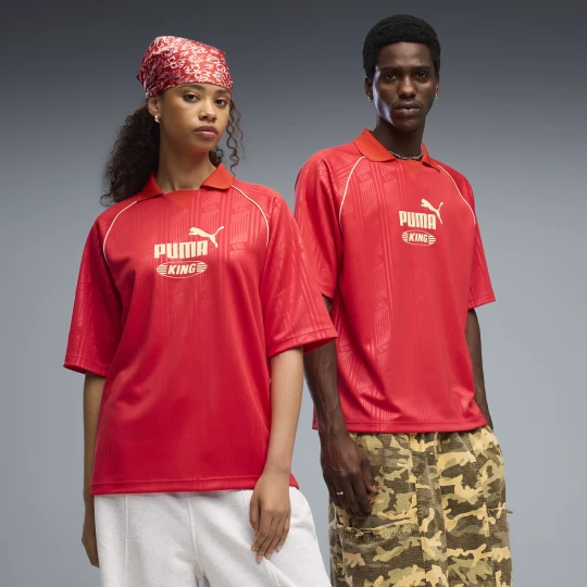 Zdjęcie produktu PUMA Koszulka unisex KING o pudeÅ‚kowym kroju, OdzieÅ¼, Czerwony