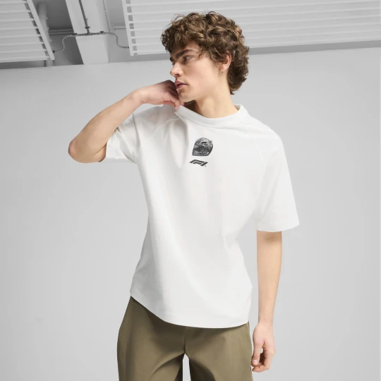 Zdjęcie produktu PUMA Męska koszulka F1® z grafiką i rękawem raglanowym, Odzież, Biały