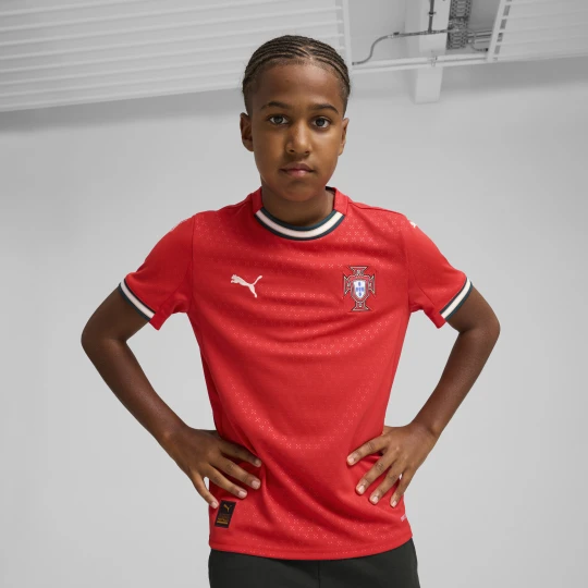 Zdjęcie produktu PUMA MÅ‚odzieÅ¼owa koszulka domowa Portugalia 2025, OdzieÅ¼, Czerwony