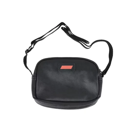 Zdjęcie produktu Puma Sf Ls Small Satchel 075185-01, Unisex, Czarne, saszetki, skóra syntetyczna, rozmiar: One size