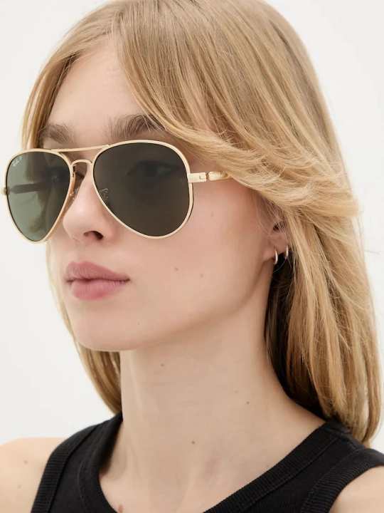 Zdjęcie produktu Ray-Ban okulary przeciwsłoneczne złoty