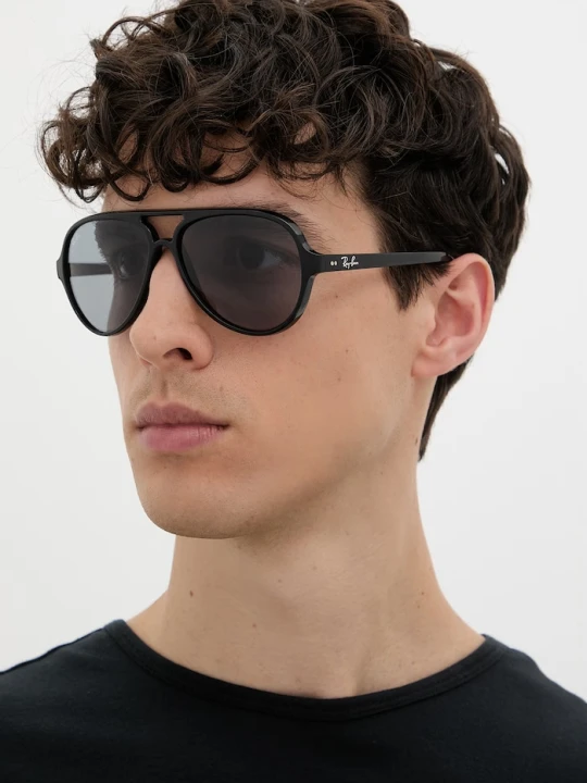 Zdjęcie produktu Ray-Ban okulary przeciwsłoneczne czarny