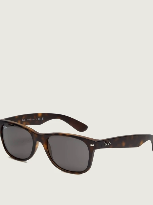 Zdjęcie produktu Ray-Ban Okulary przeciwsłoneczne New ​Wayfarer RB2132 szylkret