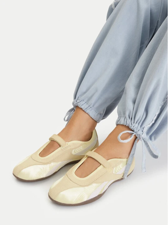Zdjęcie produktu Reebok Baleriny CEOSS-ULTRA LO MARY JANE 100271637 Żółty jasny