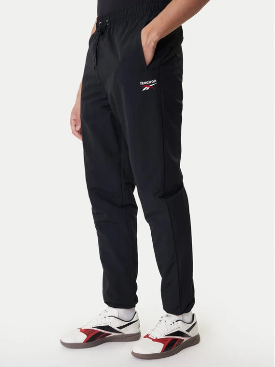 Zdjęcie produktu Reebok Spodnie dresowe Barrett RK25552CCM Czarny Regular Fit