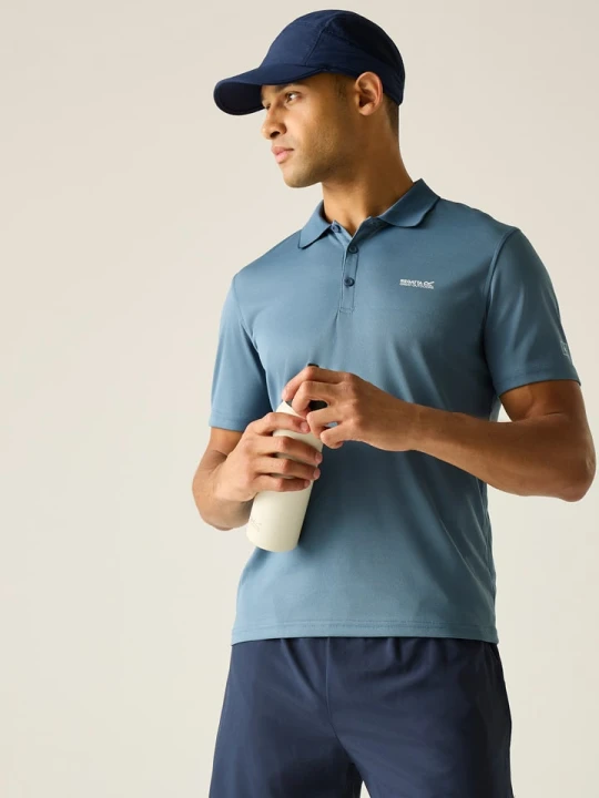Zdjęcie produktu Regatta Funkcyjna koszulka polo "Maverik V" w kolorze niebieskim rozmiar: XL