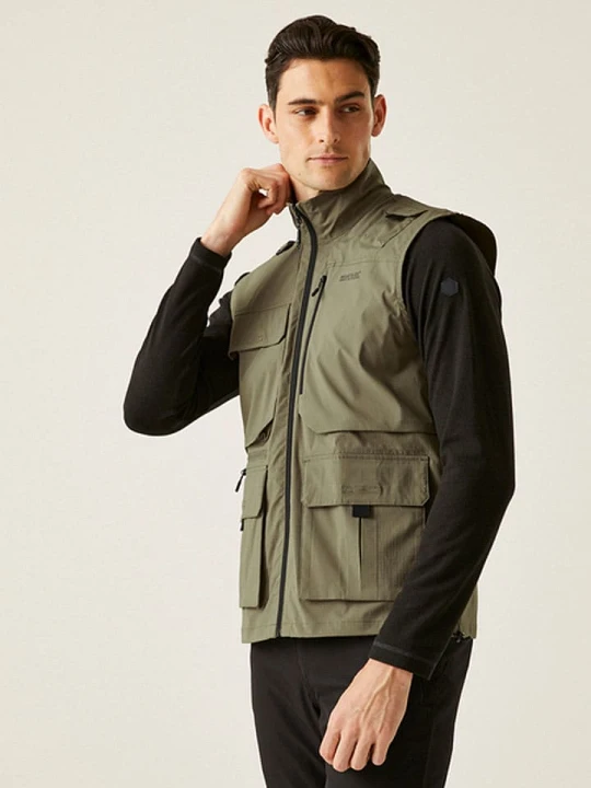 Zdjęcie produktu Regatta Kamizelka funkcyjna "Travel Packaway" w kolorze khaki rozmiar: 3XL