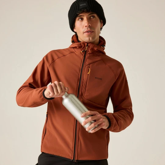 Zdjęcie produktu Regatta Kurtka softshell męska Ossek z kapturem Czerwony