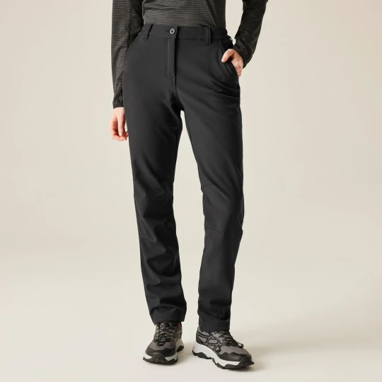Zdjęcie produktu Regatta Spodnie damskie trekkingowe softshell Fenton Czarny