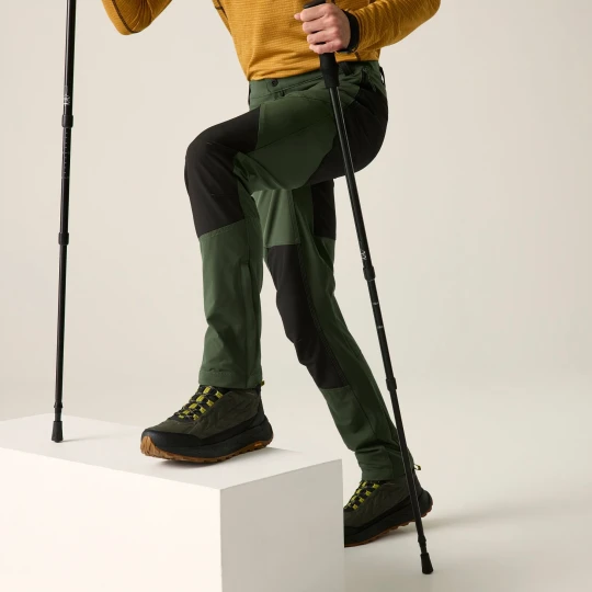 Zdjęcie produktu Regatta Spodnie trekkingowe męskie Questra Zielony