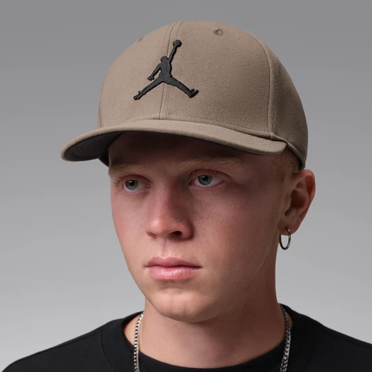Zdjęcie produktu Regulowana czapka Jordan Jumpman Pro - Brązowy