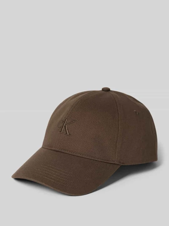 Zdjęcie produktu Regulowana długość czapka z daszkiem z wyhaftowanym logo Calvin Klein Ciemnobrązowy