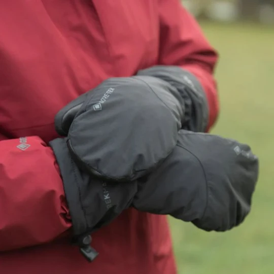 Zdjęcie produktu Rękawice Chamonix GTX Mitten Wm's Trekmates Czarny