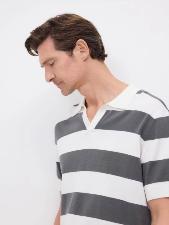 Zdjęcie produktu Reserved - Bawełniany sweter polo - czarny