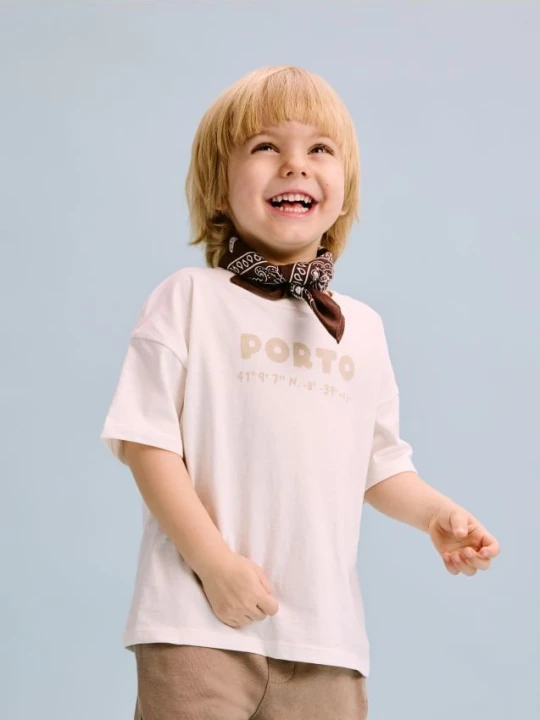 Zdjęcie produktu Reserved - Bawełniany t-shirt z nadrukiem - złamana biel