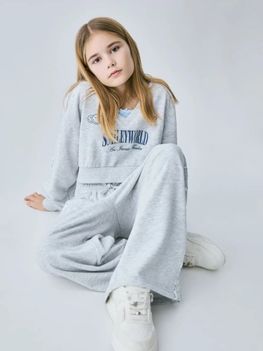 Zdjęcie produktu Reserved - Bluza SmileyWorld® - jasnoszary