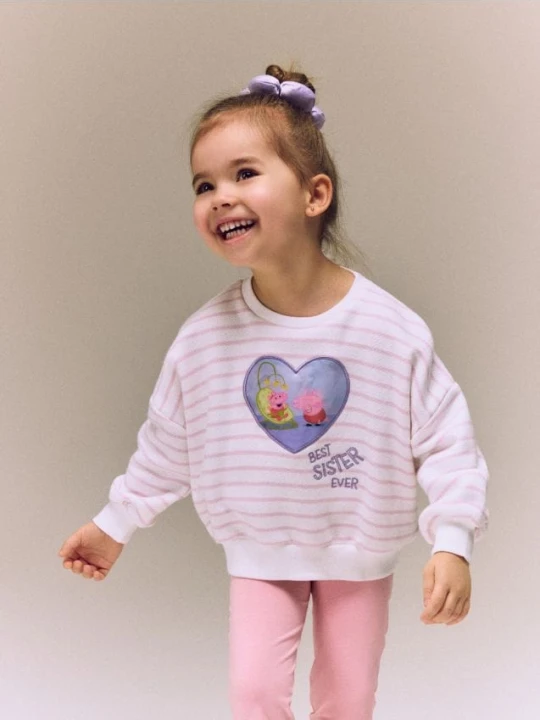 Zdjęcie produktu Reserved - Bluza z aplikacją 3d Świnka Peppa - złamana biel
