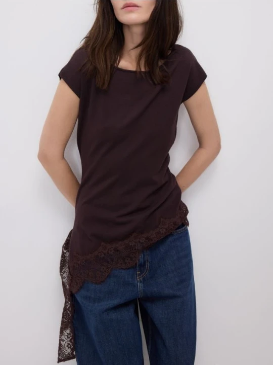 Zdjęcie produktu Reserved - Bluzka z koronkowym wykończeniem - ciemnobrązowy