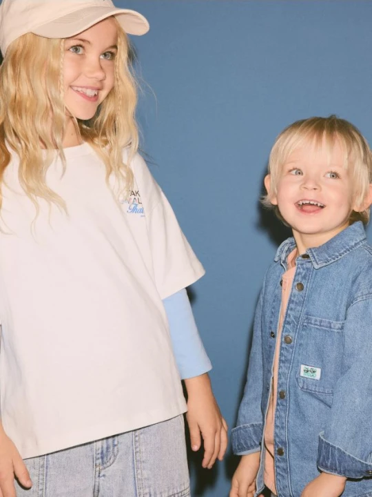 Zdjęcie produktu Reserved - Jeansowa koszula oversize - niebieski