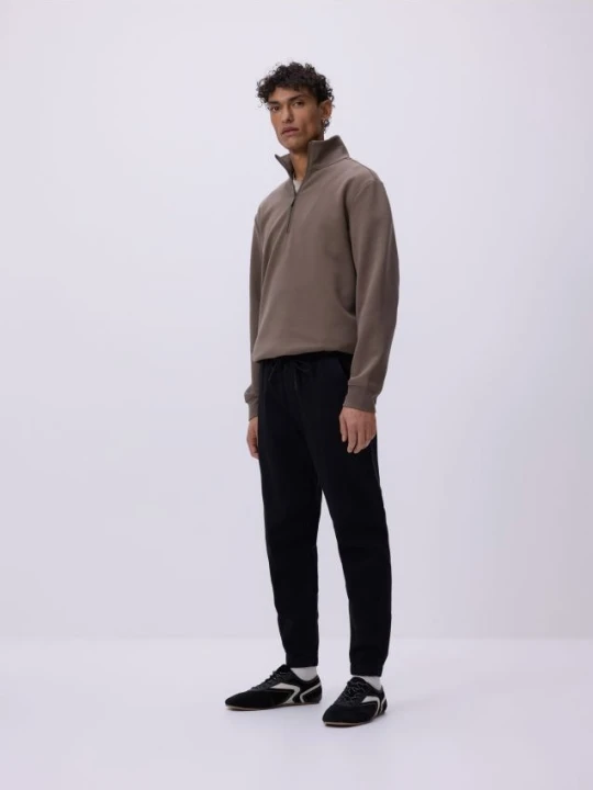 Zdjęcie produktu Reserved - Jeansy jogger fit - czarny