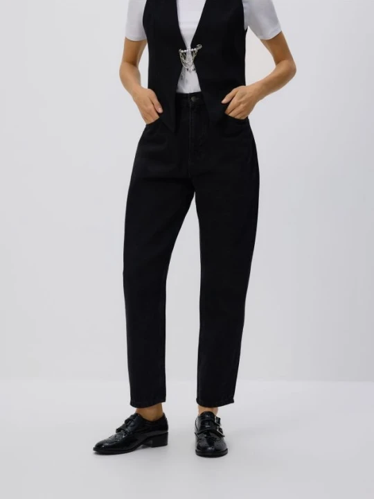 Zdjęcie produktu Reserved - Jeansy mom fit - czarny