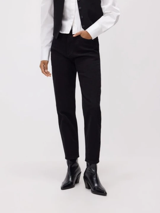 Zdjęcie produktu Reserved - Jeansy mom fit slim - czarny