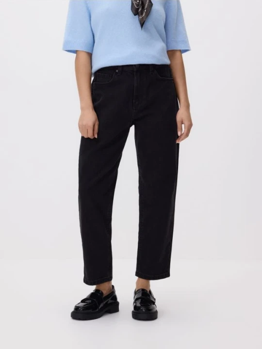 Zdjęcie produktu Reserved - Jeansy mom fit slim z krótszą nogawką - czarny