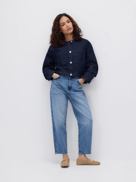 Zdjęcie produktu Reserved - Jeansy mom fit slim z krótszą nogawką - niebieski
