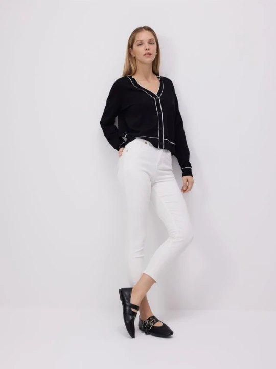 Zdjęcie produktu Reserved - Jeansy slim push up - biały