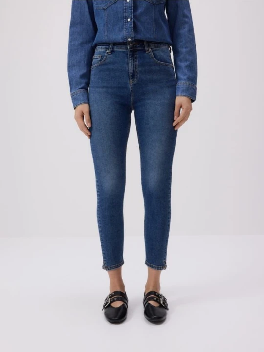 Zdjęcie produktu Reserved - Jeansy slim push up - granatowy